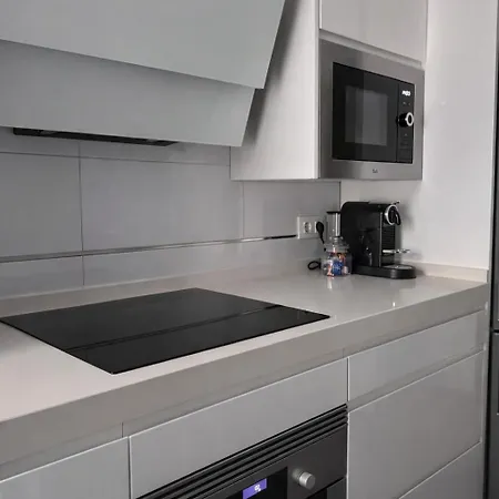 Amaro - Playa Victoria Cadix