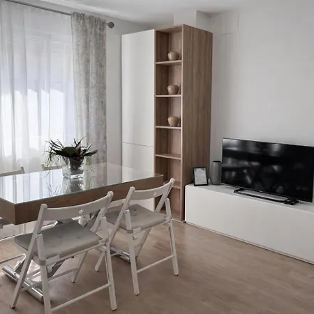 Amaro - Playa Victoria Apartment