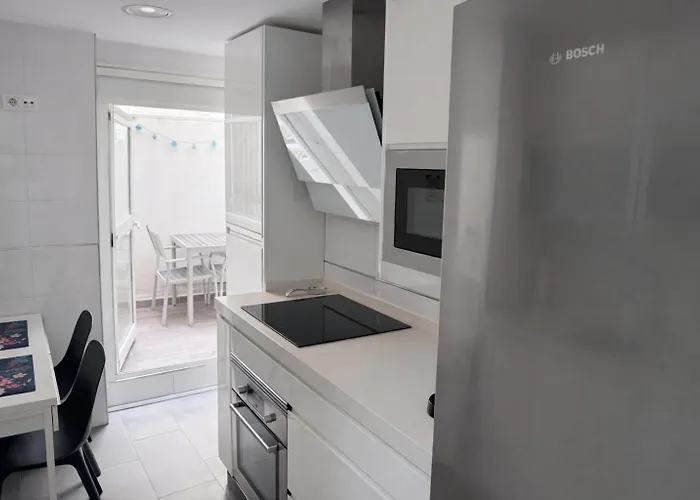 Amaro - Playa Victoria *